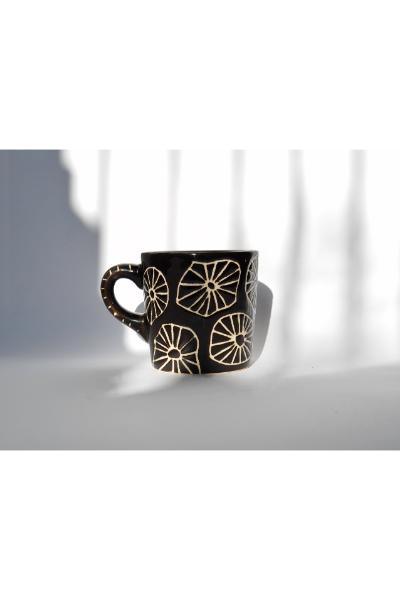 Nelum Hand Carved Mug- Black & White